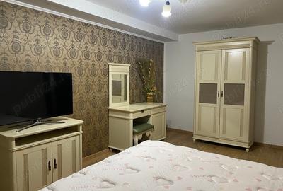 Apartament cu 4 camere decomandat în Malu Roșu - 1