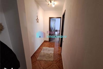 Apartament cu 2 camere decomandat în Precista - 1