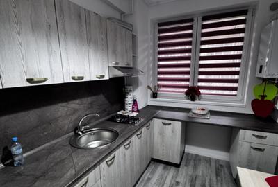 Apartament cu 2 camere decomandat în Brestei