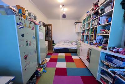 Apartament cu 4 camere decomandat în Central - 18