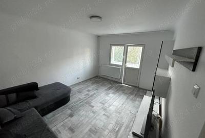 Garsonieră decomandată în 1 Mai - 2