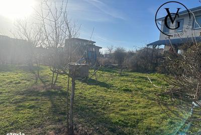 Casă cu 5 camere cu Teren 1254 Mp în Central - 2