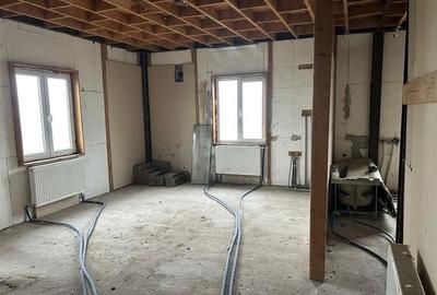 RECO casa Inand la rosu cu teren imens - 17