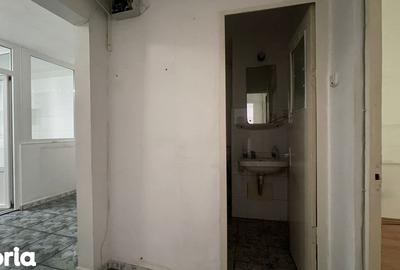 Spațiu comercial, de 64 mp, în Decebal - 2