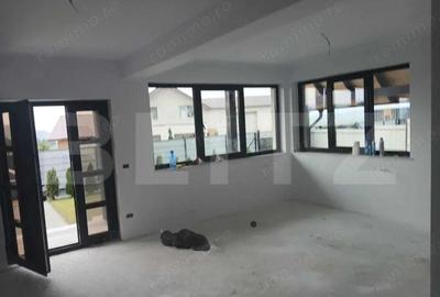 Casă cu Teren 400 Mp în Central - 17