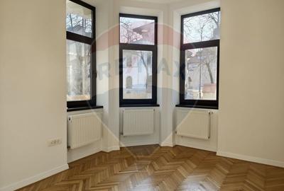 Casă cu 5 camere cu Teren 180 Mp în Dorobanți - 16