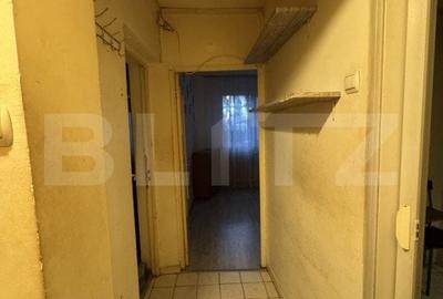 Apartament de vanzare, cu 3 camere, 43 mp, zona Dacia - 6