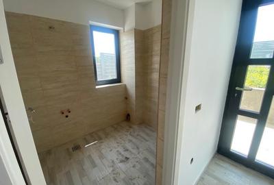 Casă cu 4 camere cu Canalizare în Valea Lupului - 3