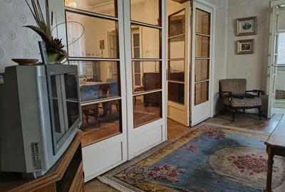 Casă cu 8 camere cu Teren 577 Mp în Ultracentral - 3