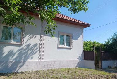 Casă cu 3 camere în Năvodari - 2