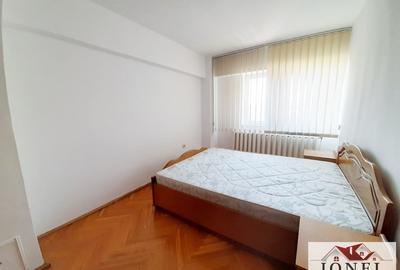 Apartament cu 3 camere decomandat, mobilat în Central - 3