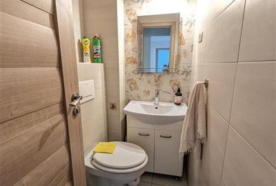 Apartament cu 4 camere decomandat în Central - 13
