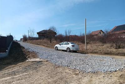 Teren Construcții intravilan de 846 mp, în Bârnova - 2