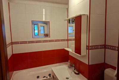 Apartament cu 3 camere decomandat în Tei - 6