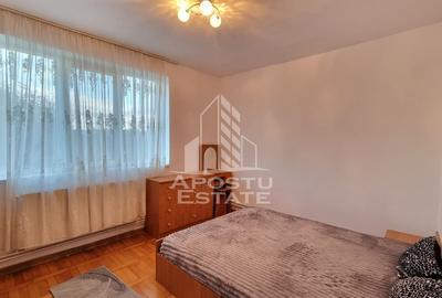 Apartament cu 2 camere, etaj 2, centrala proprie, Calea Lipovei - 5
