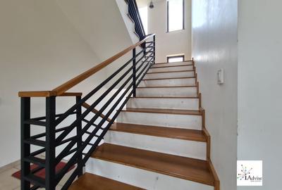 Vila Cu Panorama De Vanzare In Fundata - 19