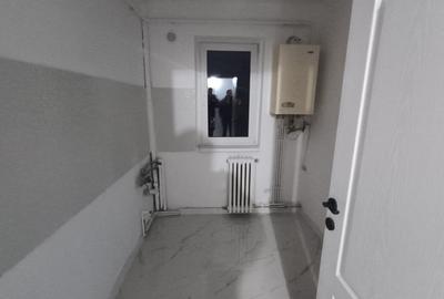 APARTAMENT 2 CAMERE, RENOVAT RECENT, BLOC FARA RISC, MIRCEA CEL BATRAN - 4