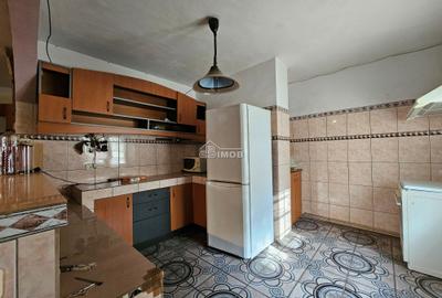 Apartament cu 4 camere decomandat în Micro 3 - 3