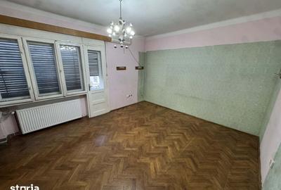 Casă cu 9 camere decomandat cu Teren 101 Mp în Central - 10