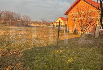 Teren de 652 mp, în Central - 4