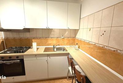 Apartament cu 3 camere semidecomandat în Grivița - 9