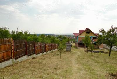 Casă cu 6 camere cu Teren 1510 Mp în Găgeni - 5