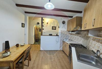 SINAIA- APARTAMENT DE VACANTA/ REZIDENTIAL- 3 camere in vila! SINAIA- APARTAMENT DE VACANTA/ REZIDENTIAL- 3 camere in vila! - 9