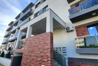 Apartament cu 3 camere decomandat în Titan - 2