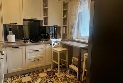 Casă cu 5 camere cu Teren 500 Mp în Săbăreni - 4
