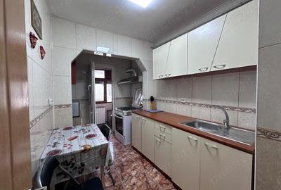Apartament cu 4 camere decomandat în Micro 39 - 4