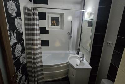 Apartament cu 3 camere decomandat în Nicolina - 4