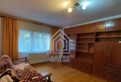 Apartament 4CD, parter, doua intrari.