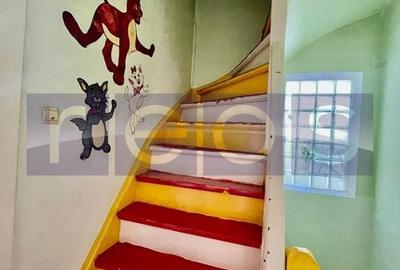 VANZARE VILA INTERBELICA VATRA LUMINOASA NECESITA RENOVARE CURTE PROPRIE - 9