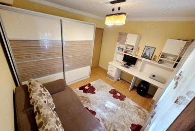 Apartament cu 4 camere decomandat în Tineretului - 9