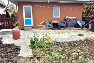 Casa si teren, central Barlad, str Al Sahia - 2