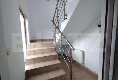 Casă cu 5 camere cu Teren 817 Mp în Central