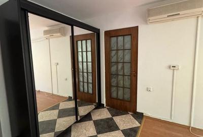 Apartament cu 4 camere decomandat în Crângași - 2