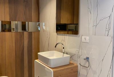 Casă cu 8 camere cu Canalizare în Băneasa - 6
