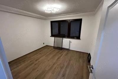 Apartament cu 3 camere decomandat în Govândari
