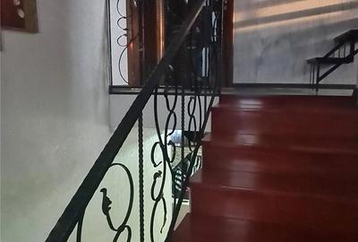 Casă cu 4 camere cu Teren 600 Mp în Costi - 5