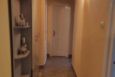 Apartament 4 camere, decomandat, etajul 2/4, Radauti - 9