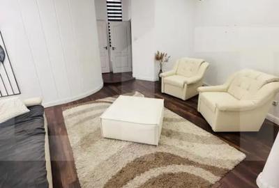 Apartament cu 5 camere în Central - 18