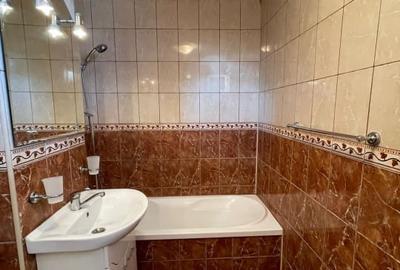 Apartament cu 4 camere decomandat în Central - 9
