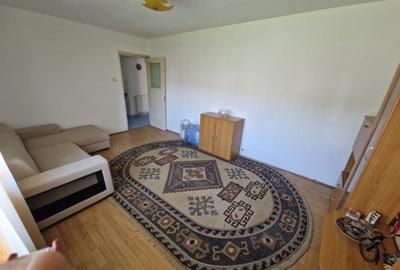 Apartament 3 camere, 71 mp, zona Hotvon - 3