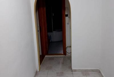 Apartament cu 2 camere decomandat în Calarași 4 - 3