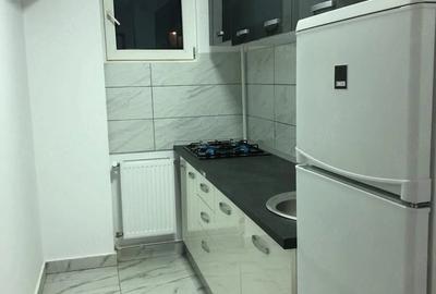 Garsonieră decomandată în Titan - 3