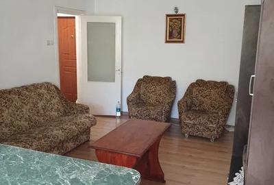 Apartament 2 camere, decomandat, etaj 2/10, zona Podu Ros Apartament 2 camere, decomandat, etaj 2/10, zona Podu Ros - 3