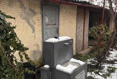 Casă cu 4 camere cu Teren 90 Mp în Central - 1