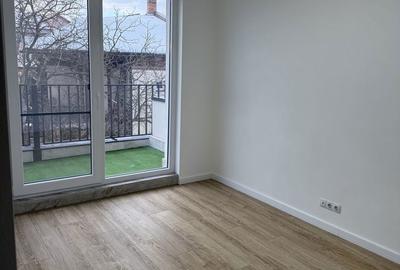 Apartament cu 3 camere decomandat în Exterior Vest - 3