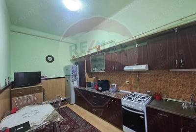 Apartament cu 2 camere de vanzare - 3
